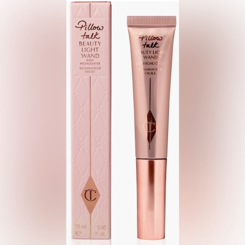 Charlotte Tilbury Beauty Light Highlighter Wand - Pillow Talk